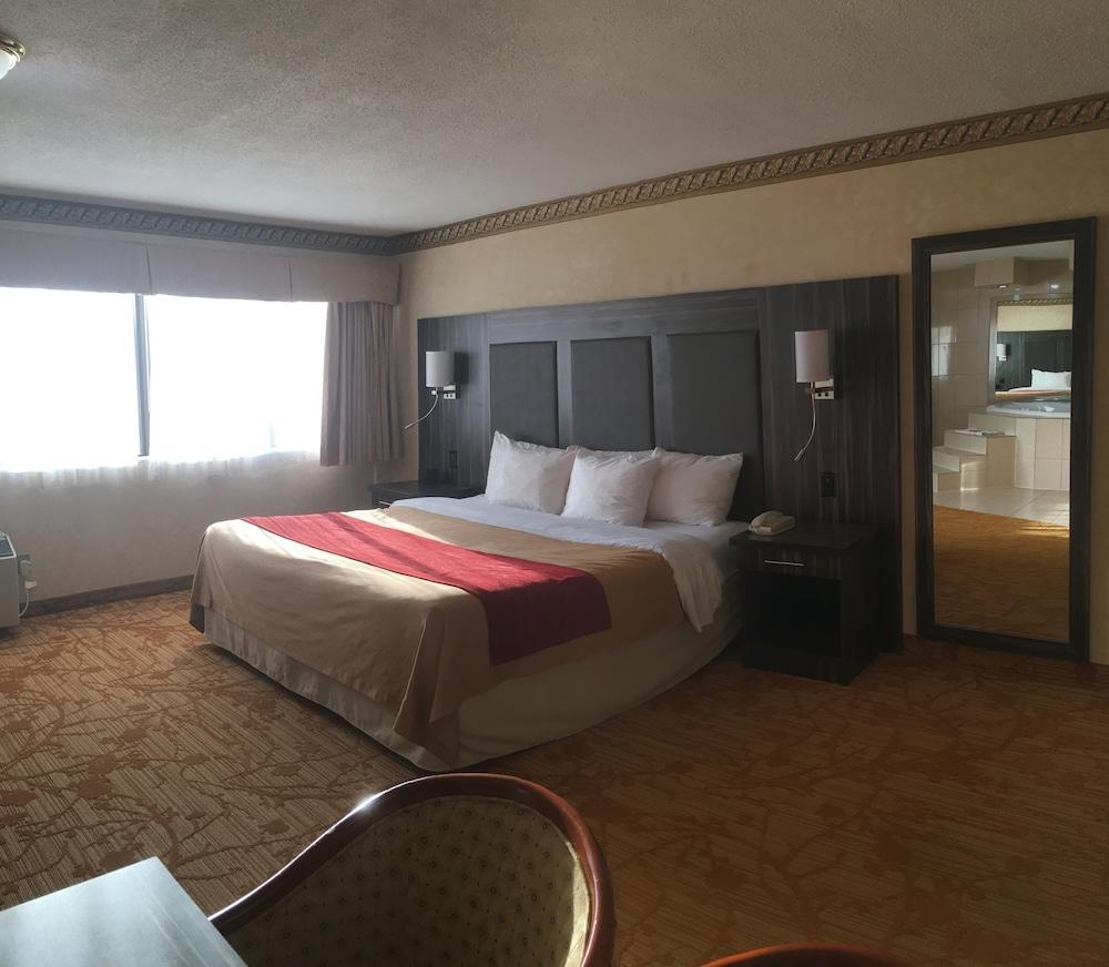 Comfort Inn Meadowvale Mississauga Kültér fotó