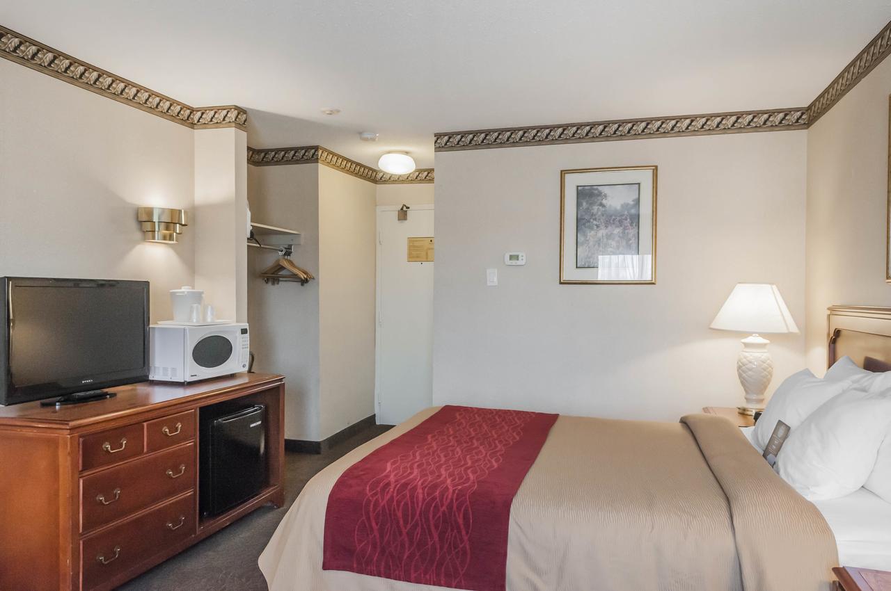 Comfort Inn Meadowvale Mississauga Kültér fotó
