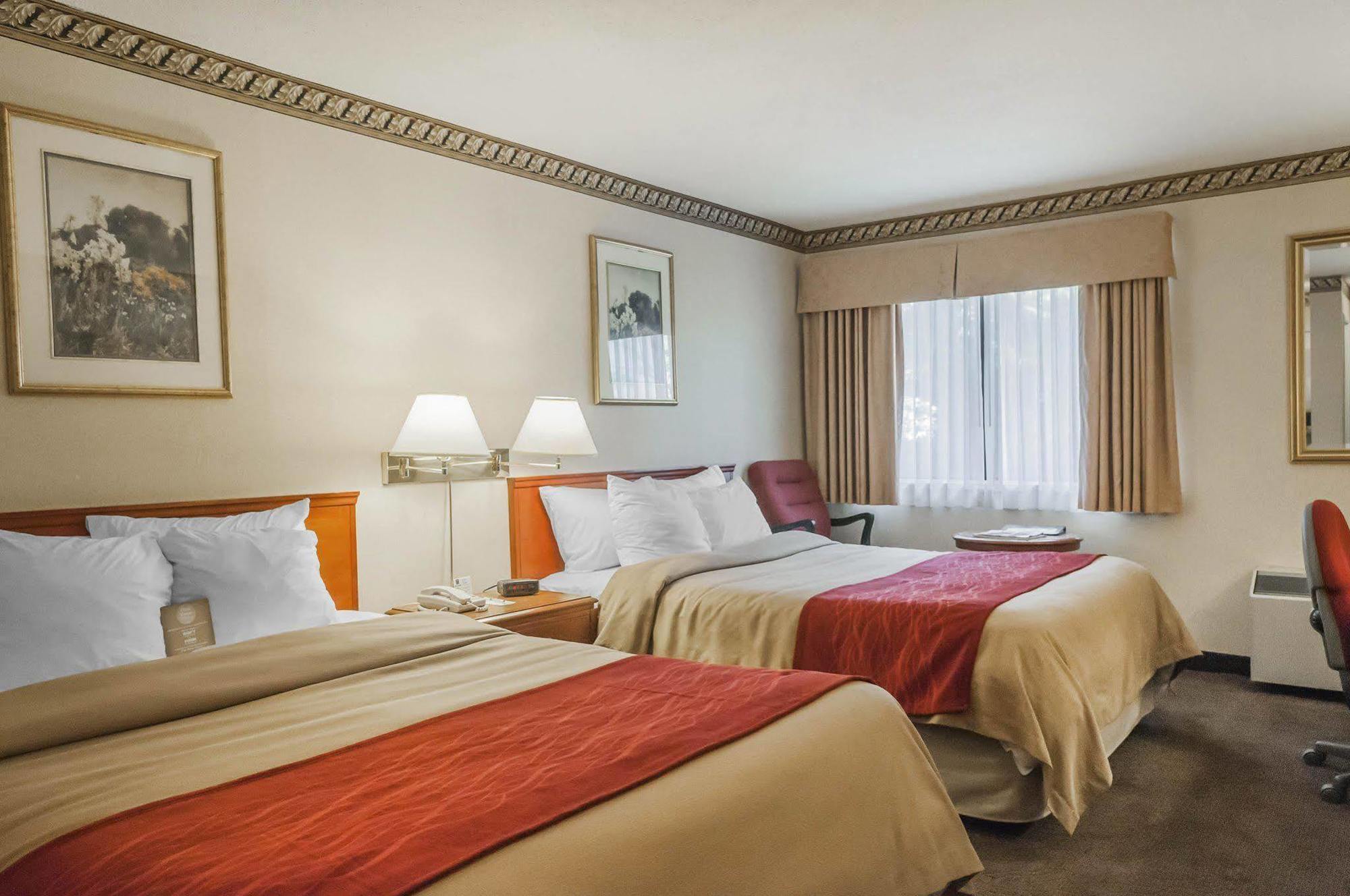 Comfort Inn Meadowvale Mississauga Kültér fotó