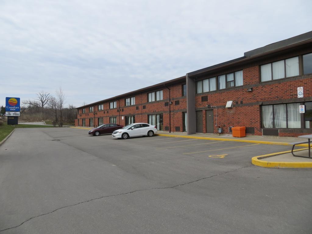 Comfort Inn Meadowvale Mississauga Kültér fotó
